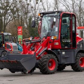 Krautuvas FARMER 808