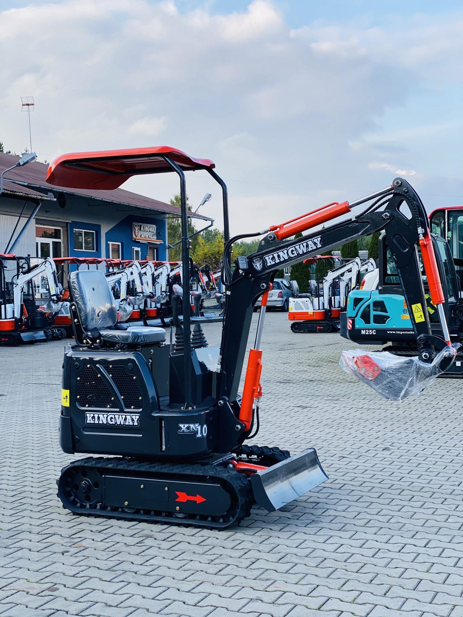IMG_2516-scaled Ekskavatorius XN10 RS Premium - Image 1