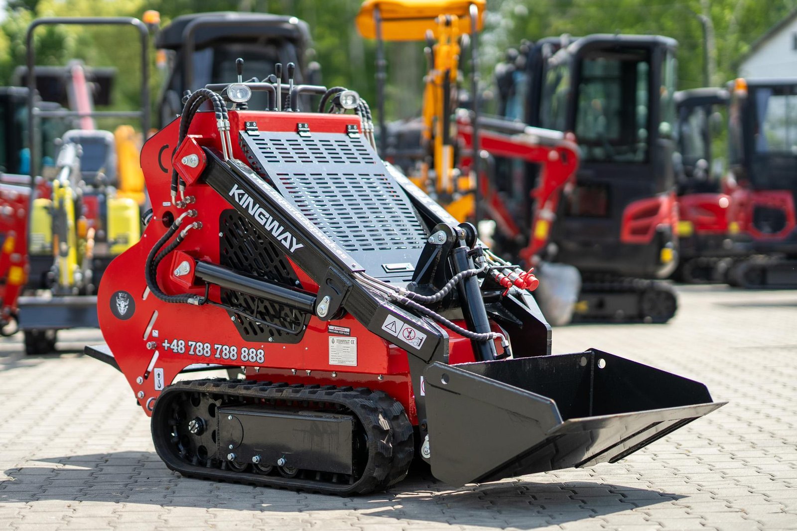 SS23-06 Mini mini krautuvas SS23 - Image 1